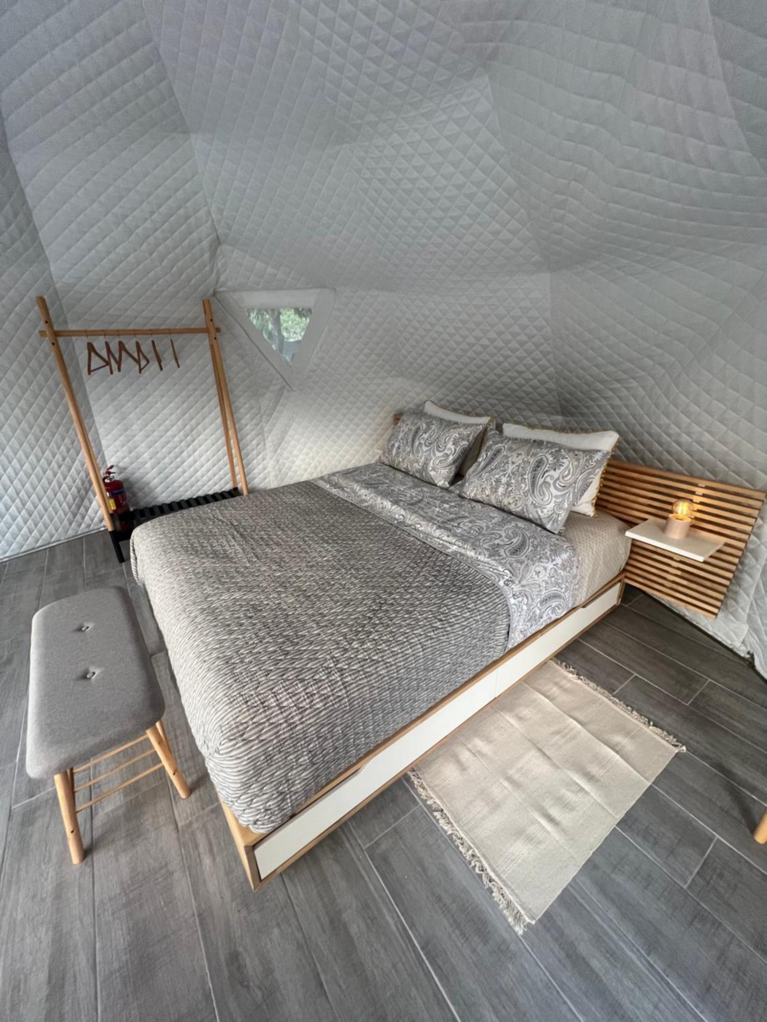 Luxury tent Sougia Dome